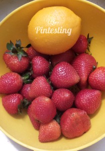 Lemon Strawberry Detox Water - Washed - Pintesting